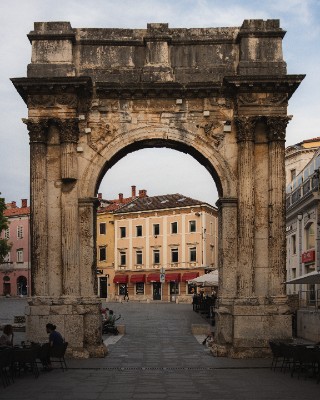 Pula